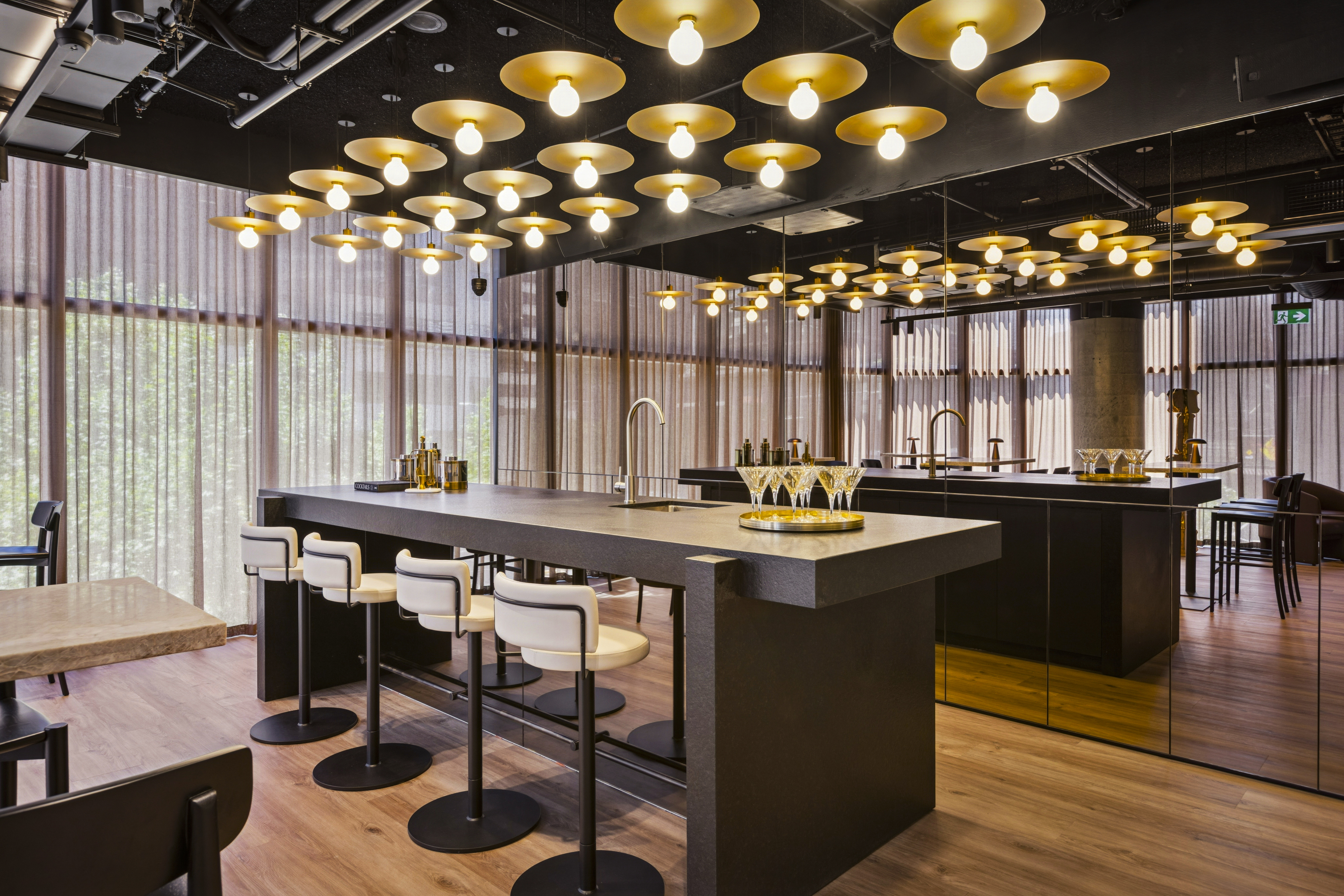 003_Open2view_ID989831-Priority_Lendlease_West_Tower-Edit.jpg